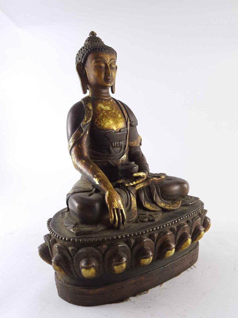 Shakyamuni Buddha Statue – Copper, Gold-Plated, Painted Face, Antique Finish - Image 2