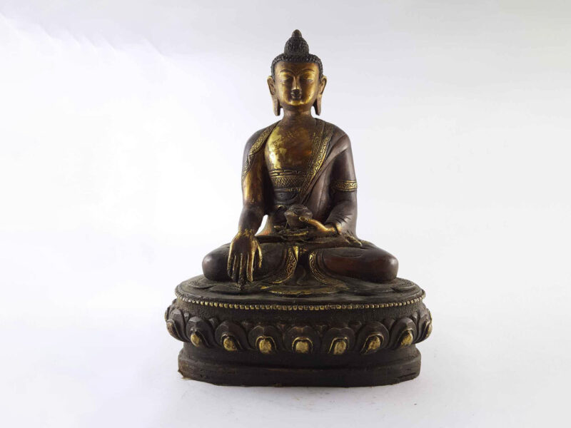 Shakyamuni Buddha Statue – Copper, Gold-Plated, Painted Face, Antique Finish
