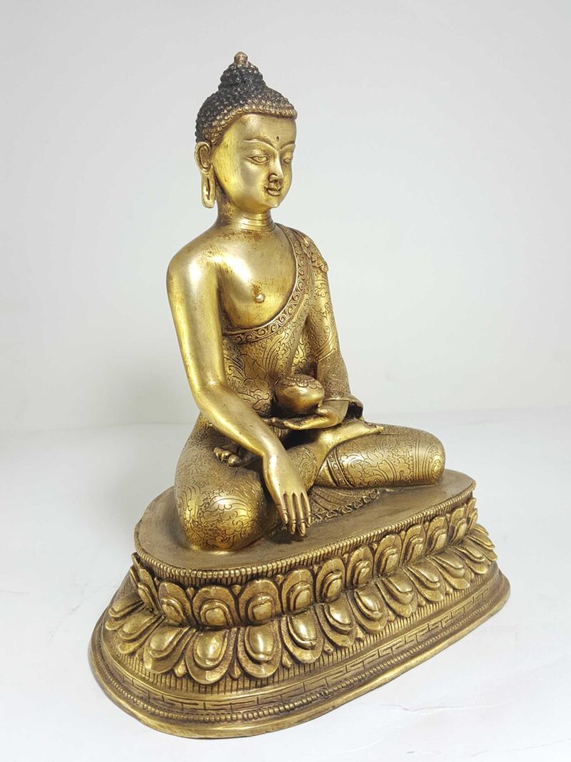Statue of Shakyamuni Buddha – Full Gold Plated with Antique Finishing - Image 2