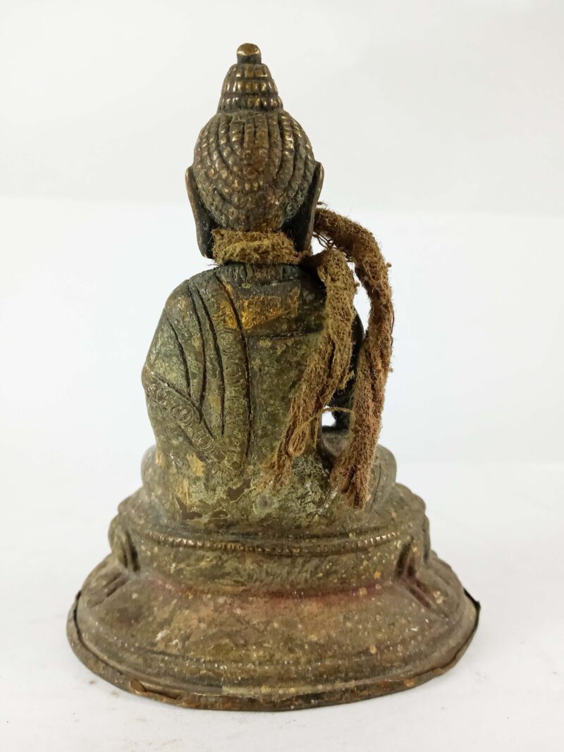 Buddhist Statue of Shakyamuni Buddha – Antique Finishing - Image 5