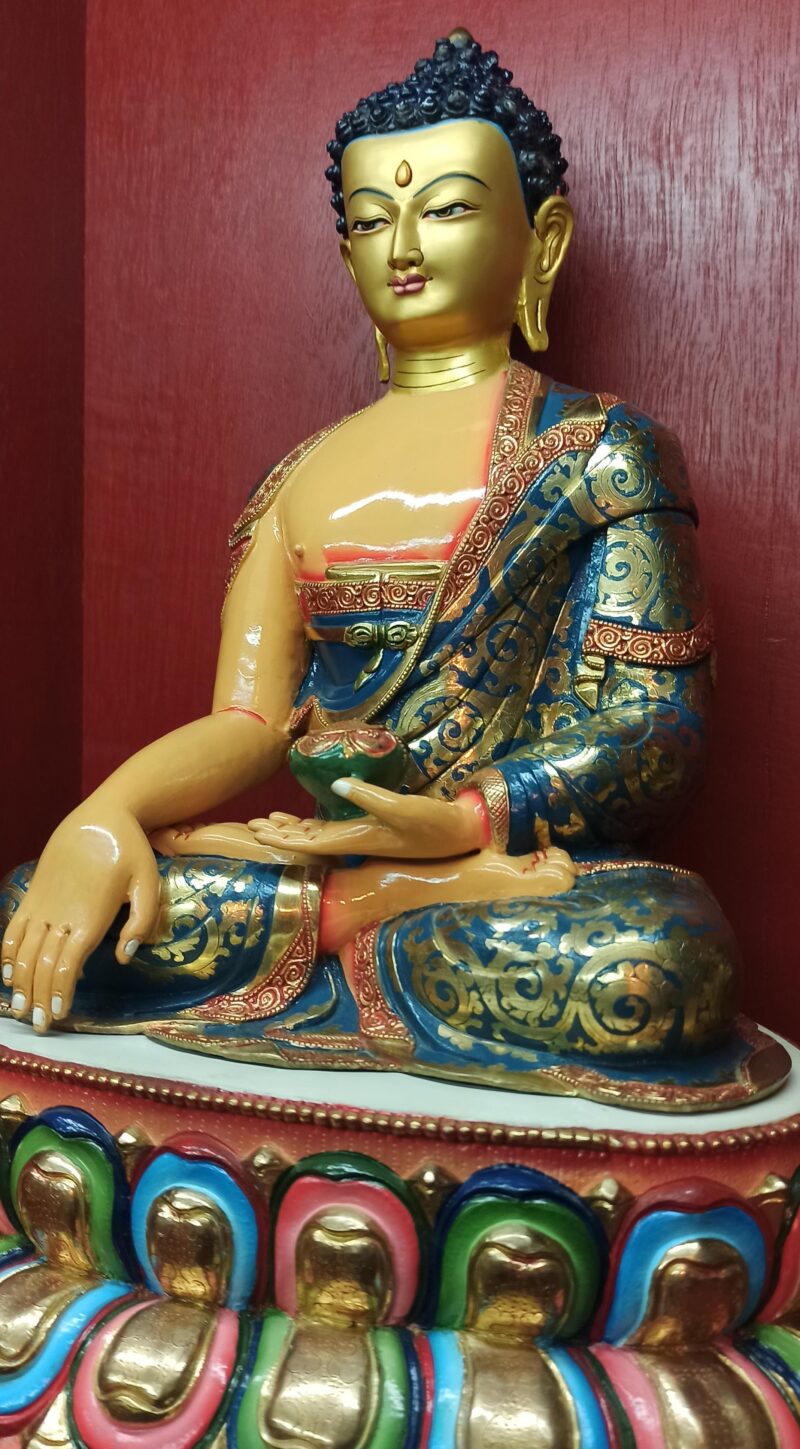 Buddhist Statue of Shakyamuni Buddha – Traditional Color, Gold-Painted Face - Image 4