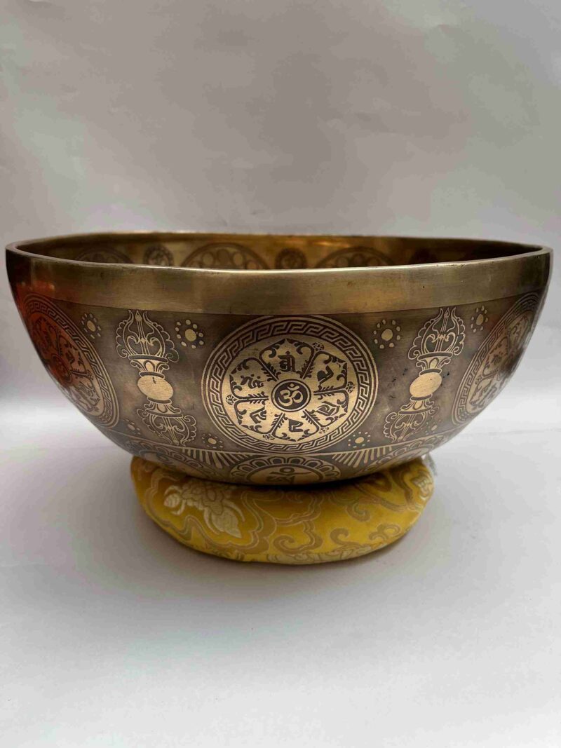 Buddhist Handmade Jambati Singing Bowl - Image 2