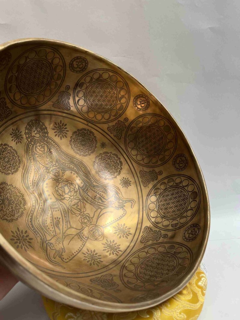 Buddhist Handmade Jambati Singing Bowl - Image 4