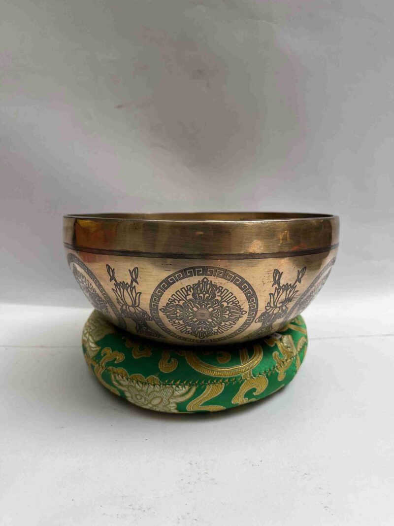 Buddhist Handmade Jambati Singing Bowl - Image 2