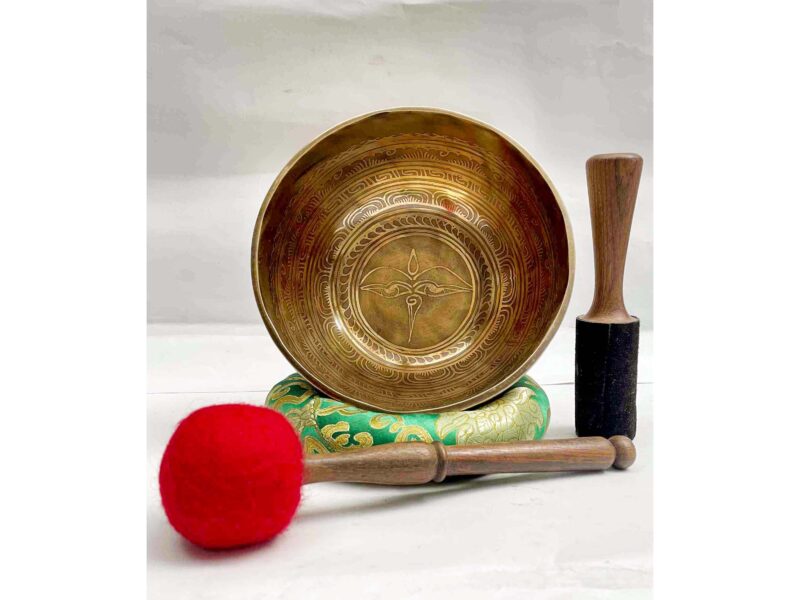 Buddhist Hand-Beaten Jambati Singing Bowl – Buddha Eye Design, Intricate Carving