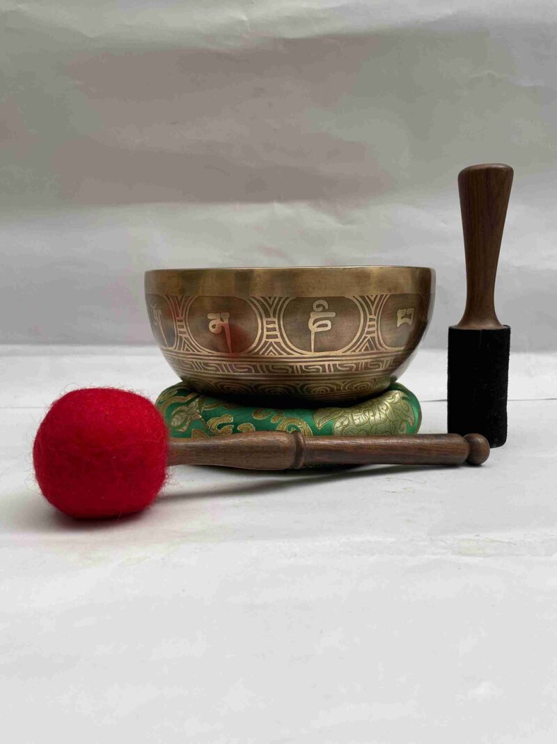 Buddhist Hand-Beaten Jambati Singing Bowl – Buddha Eye Design, Intricate Carving - Image 2
