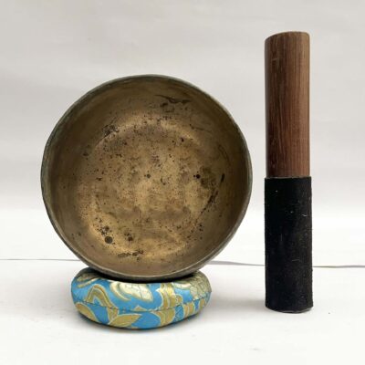 Old Hand-Beaten Bronze Kopre Singing Bowl – Antique