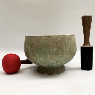 Old Hand-Beaten Bronze Kopre Singing Bowl – Antique