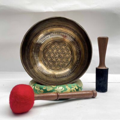 Buddhist Hand-Beaten Jambati Singing Bowl with Design & Carving