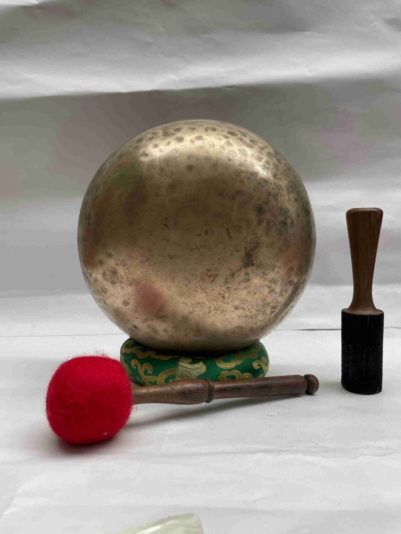 Old, Buddhist Hand-Beaten Jambati Singing Bowl – Plain Design - Image 4