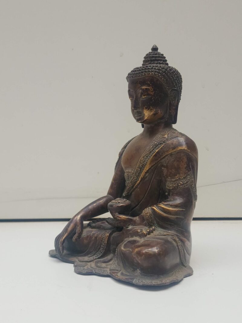Handmade Shakyamuni Buddha Statue – Antique Patina Finish - Image 4