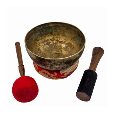 Kopre Singing Bowl – Hand-Beaten | Antique Finish | 18 cm | 596 Grams